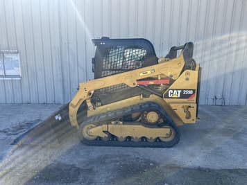 Main image Caterpillar 259D